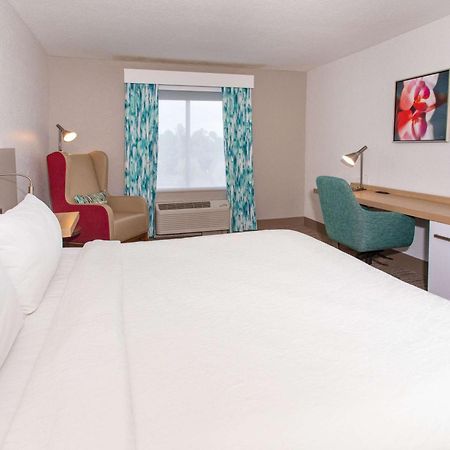 Hilton Garden Inn Jacksonville Airport Exterior photo
