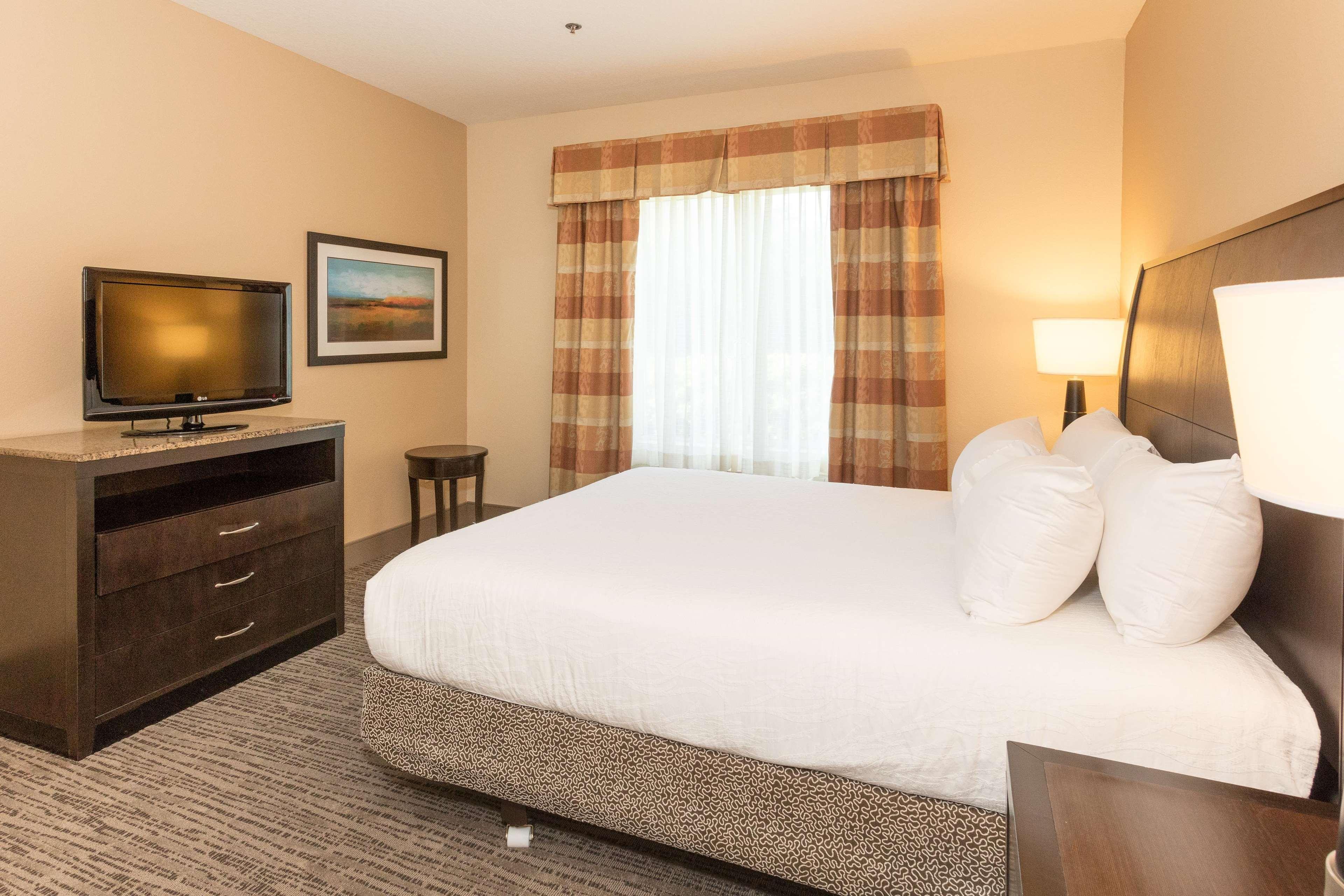 Hilton Garden Inn Jacksonville Airport Exterior photo