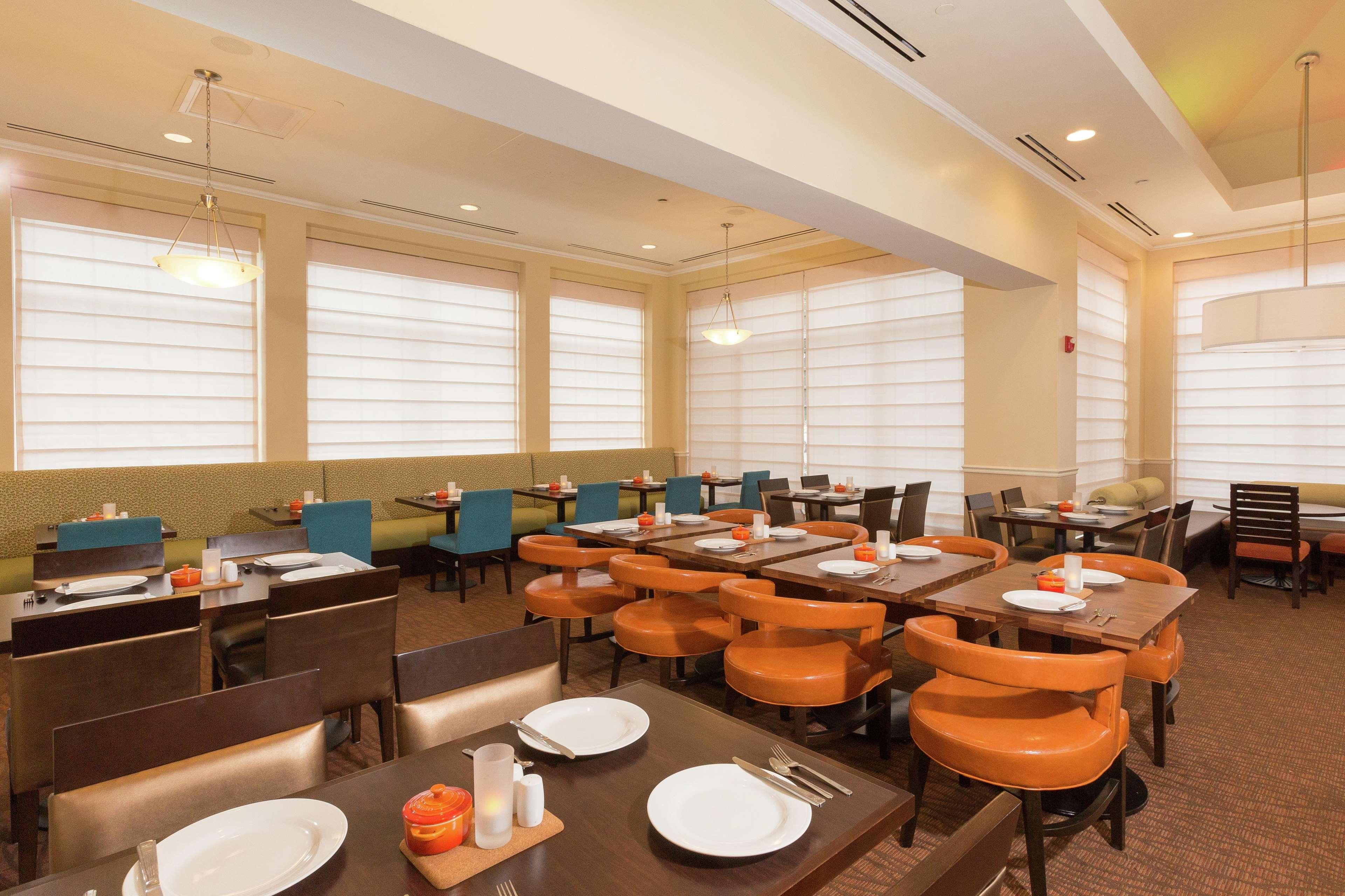 Hilton Garden Inn Jacksonville Airport Exterior photo