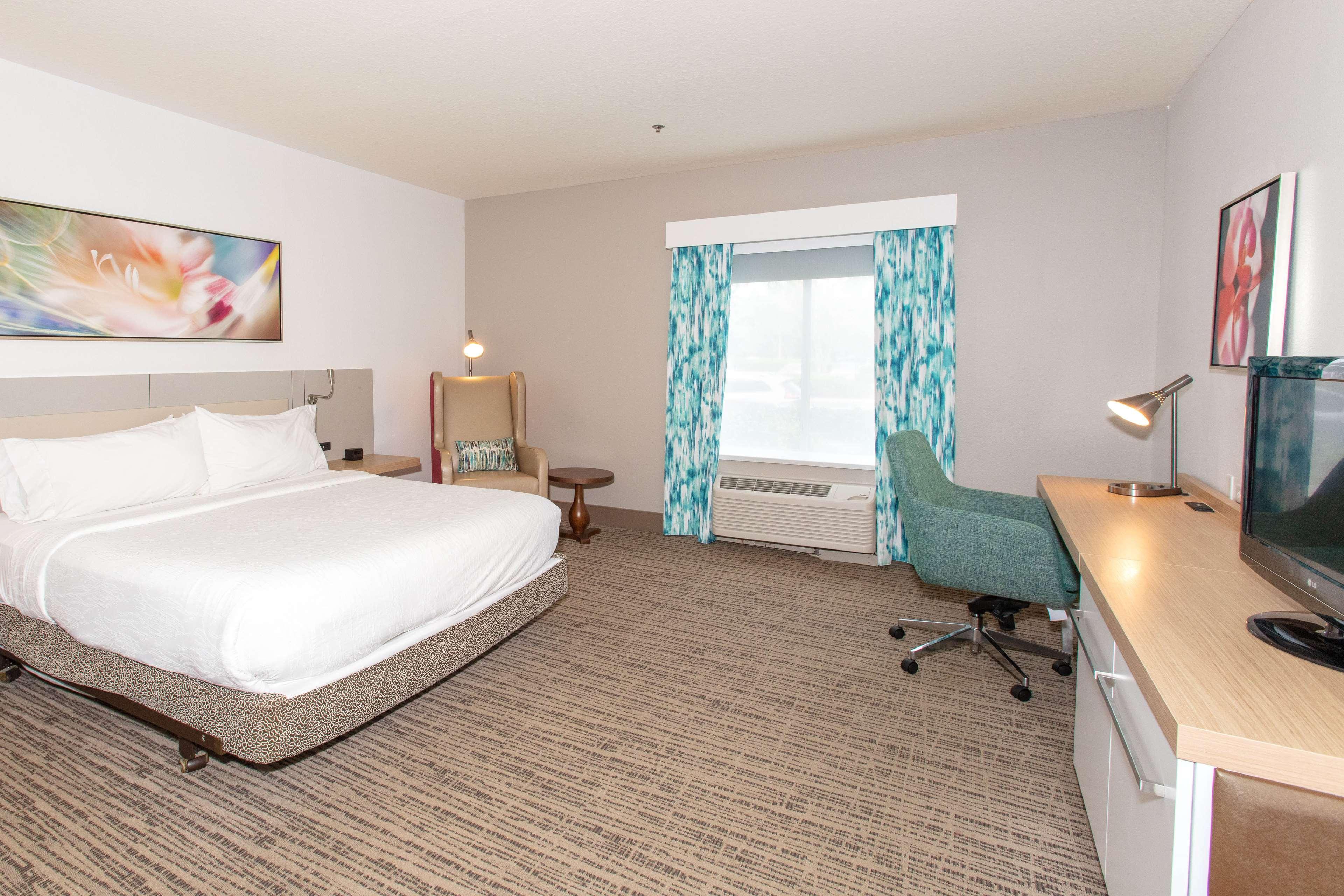 Hilton Garden Inn Jacksonville Airport Exterior photo