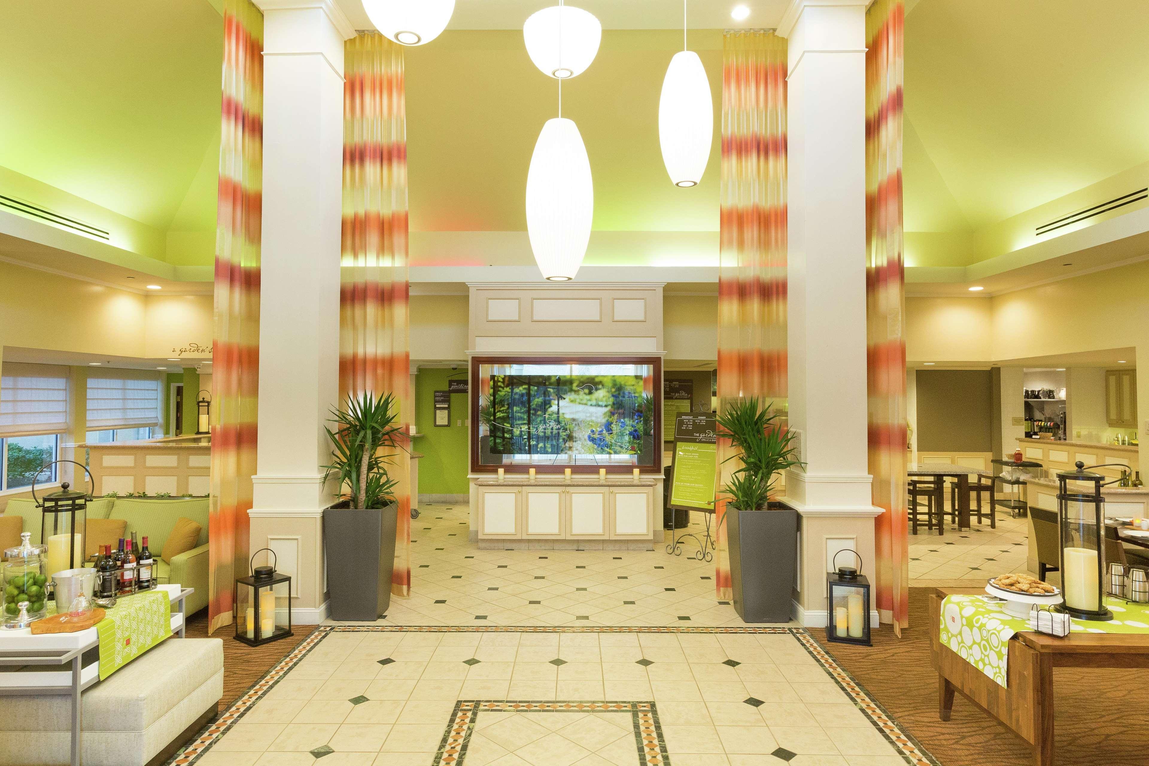 Hilton Garden Inn Jacksonville Airport Exterior photo