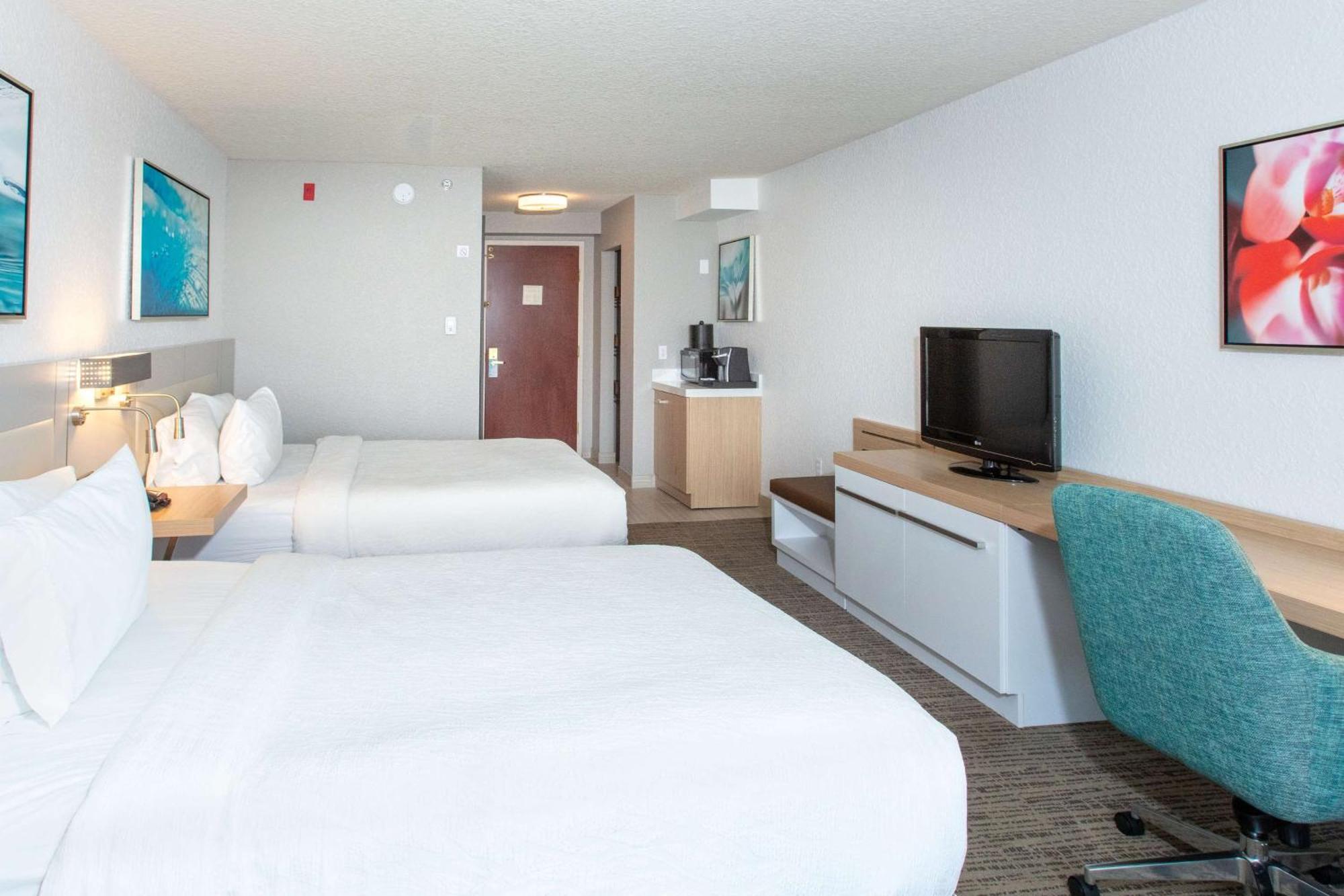 Hilton Garden Inn Jacksonville Airport Exterior photo