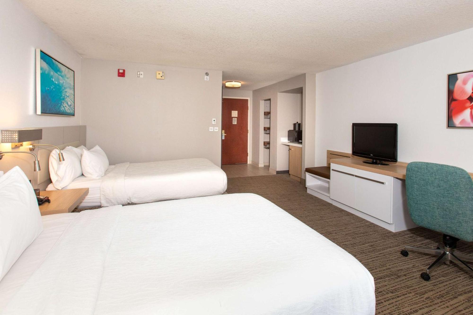 Hilton Garden Inn Jacksonville Airport Exterior photo